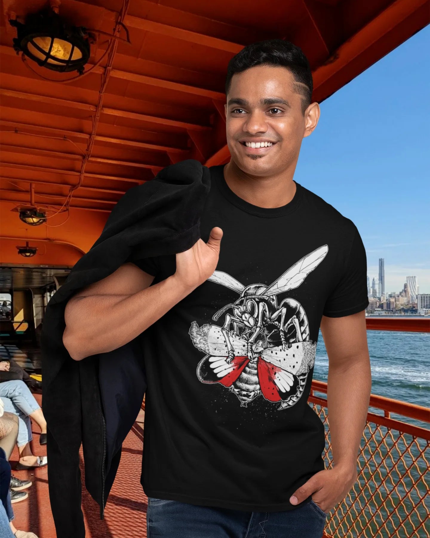 Hornet Vs Lanturnfly in person